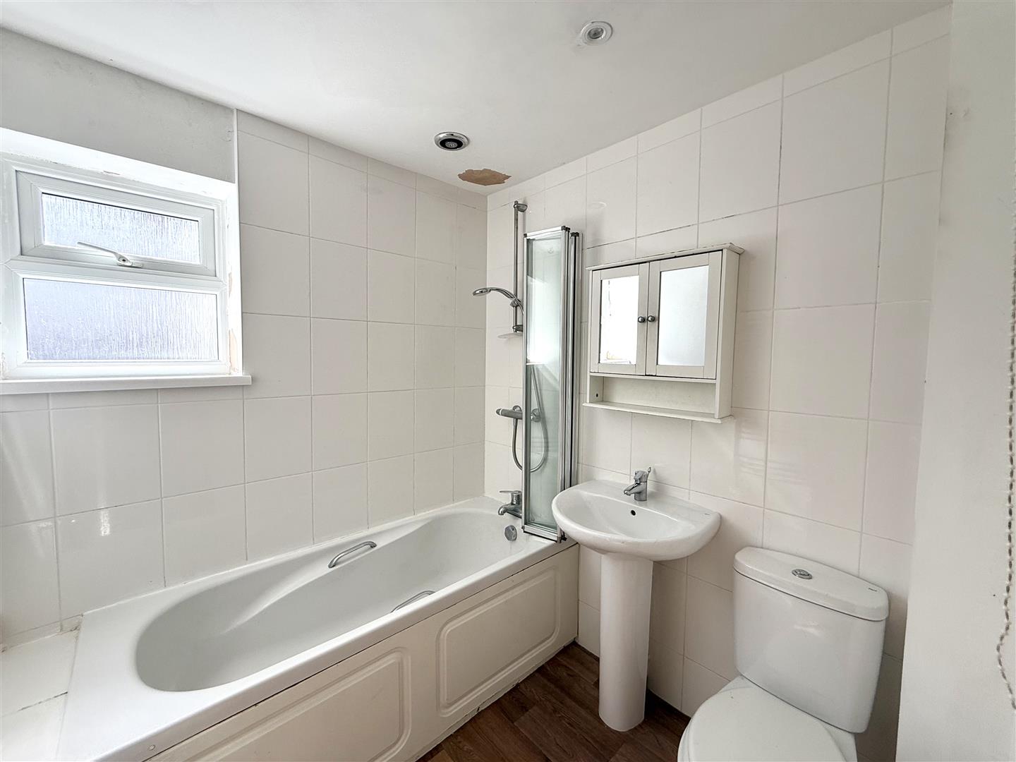 Ddol Road, Dunvant, Swansea, SA2 7UB